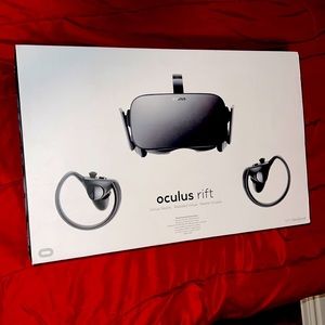 Oculus rift vc1 needs computer or laptop to hook up put works perfect condition